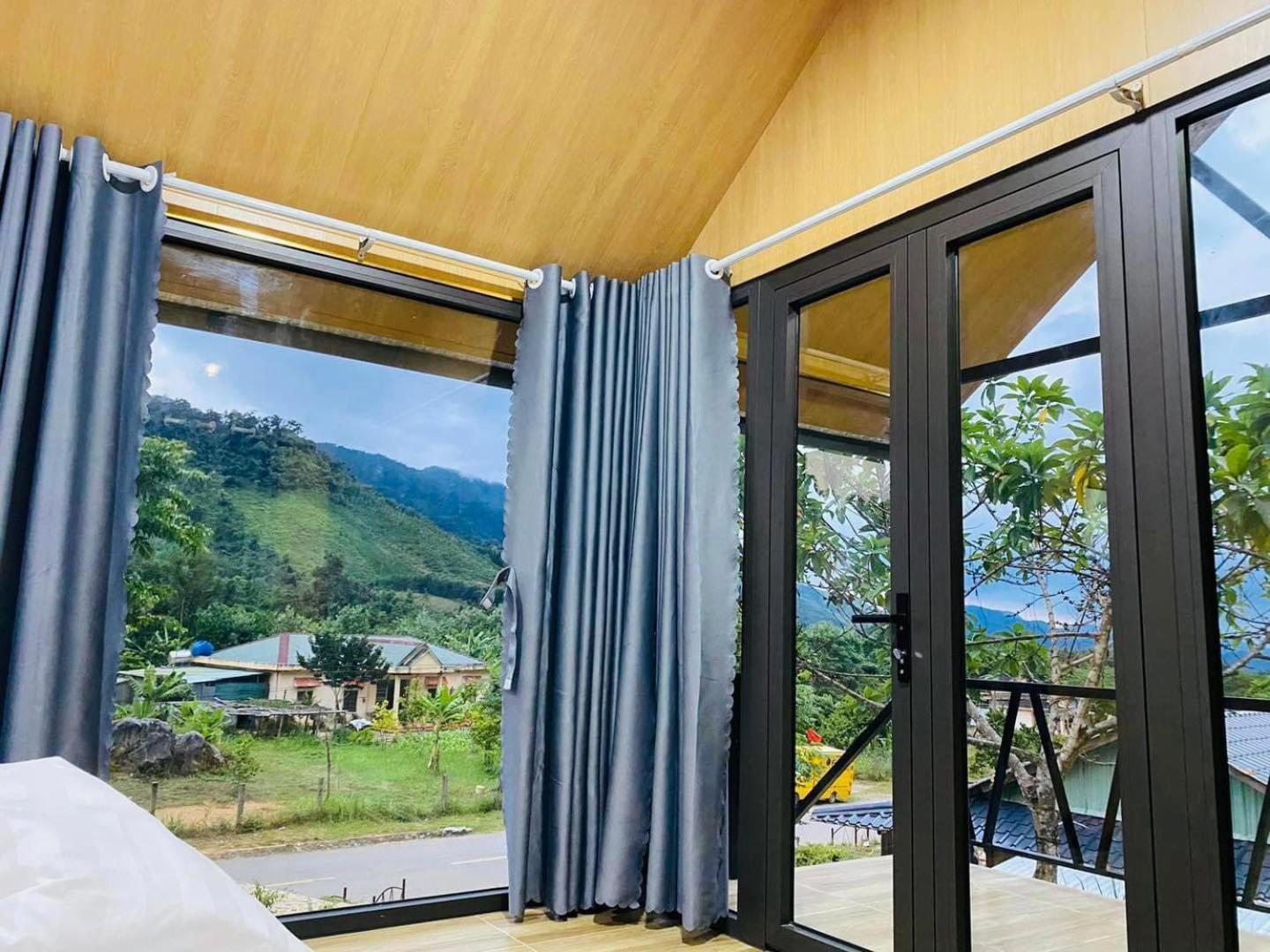 Dong Giang Sky Villa Stay And Food Exteriör bild